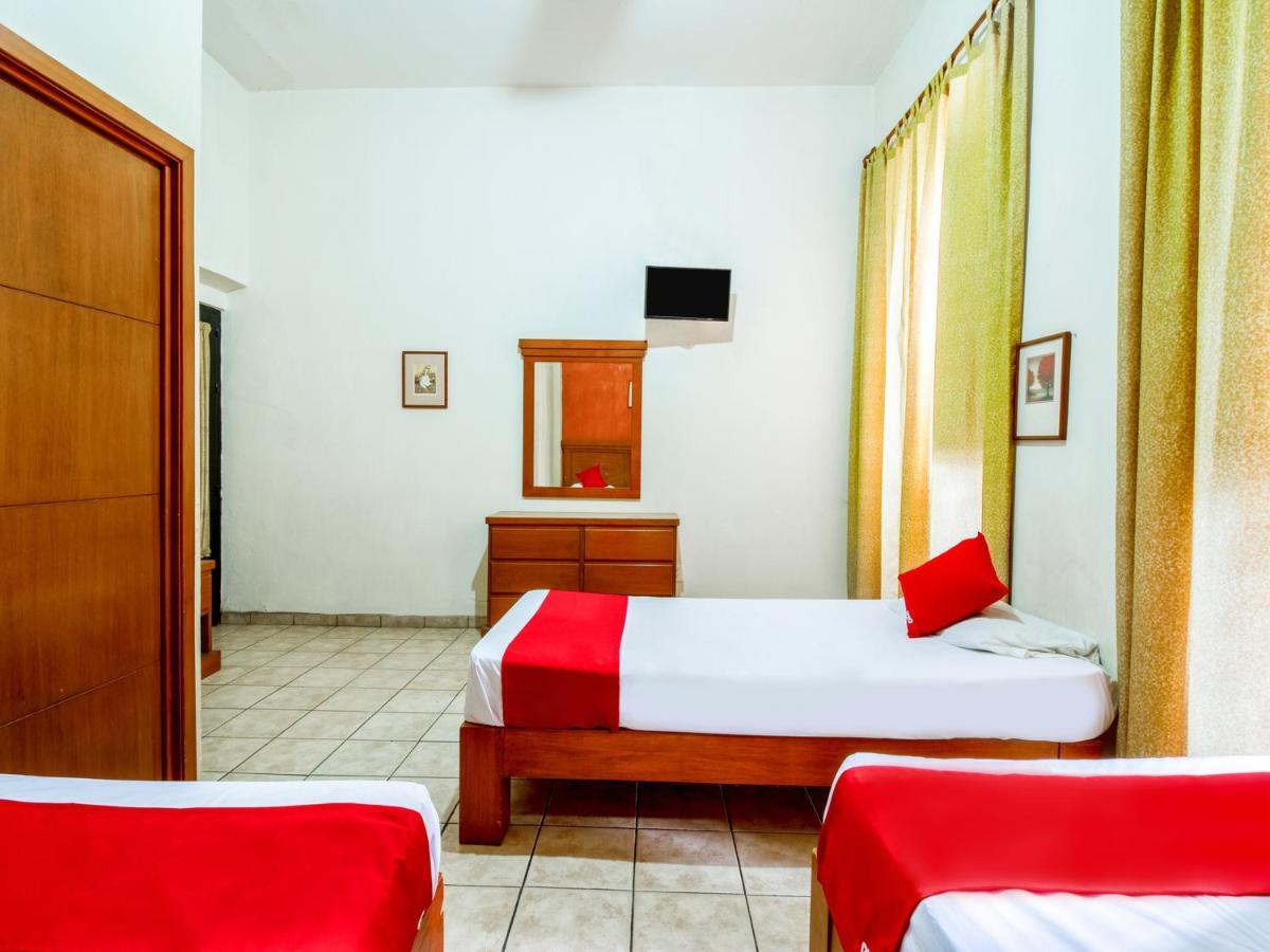 Oyo Hotel Posada Garibaldi Guadalajara Extérieur photo