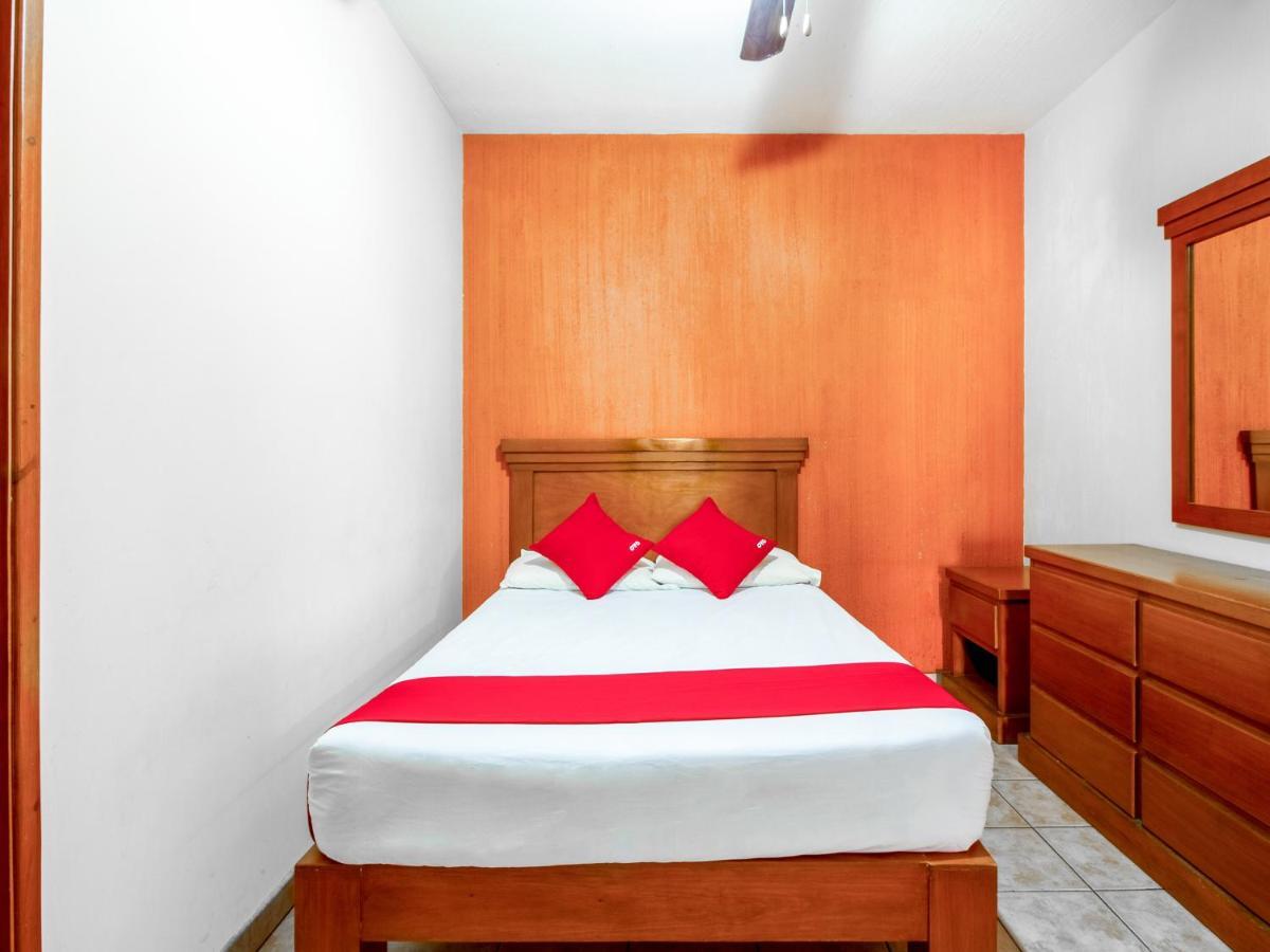 Oyo Hotel Posada Garibaldi Guadalajara Extérieur photo