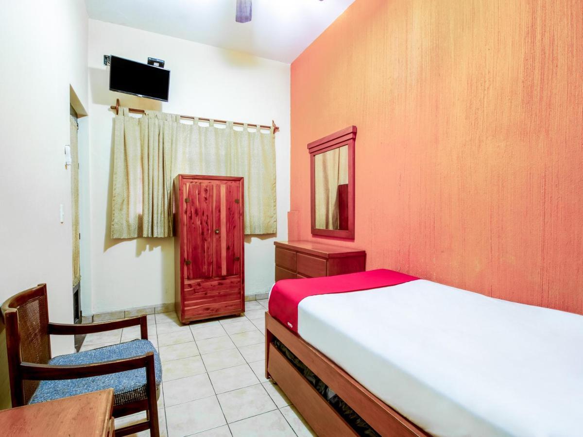 Oyo Hotel Posada Garibaldi Guadalajara Extérieur photo