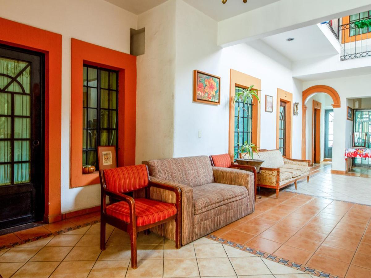Oyo Hotel Posada Garibaldi Guadalajara Extérieur photo