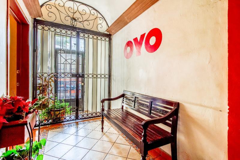 Oyo Hotel Posada Garibaldi Guadalajara Extérieur photo