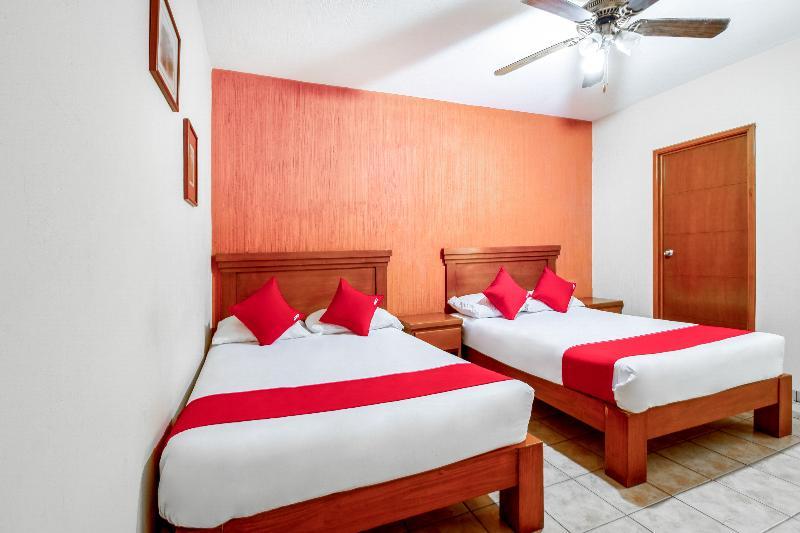 Oyo Hotel Posada Garibaldi Guadalajara Extérieur photo