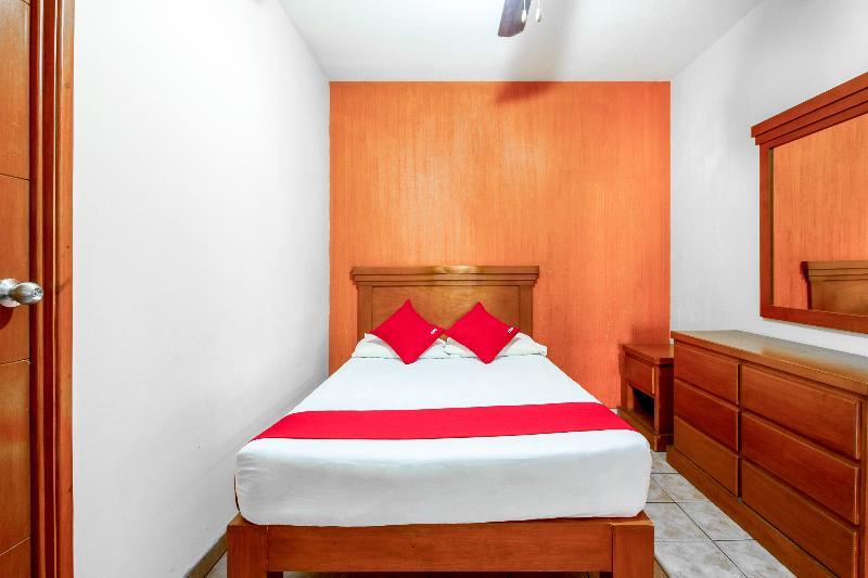 Oyo Hotel Posada Garibaldi Guadalajara Extérieur photo
