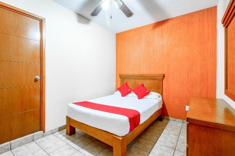Oyo Hotel Posada Garibaldi Guadalajara Extérieur photo