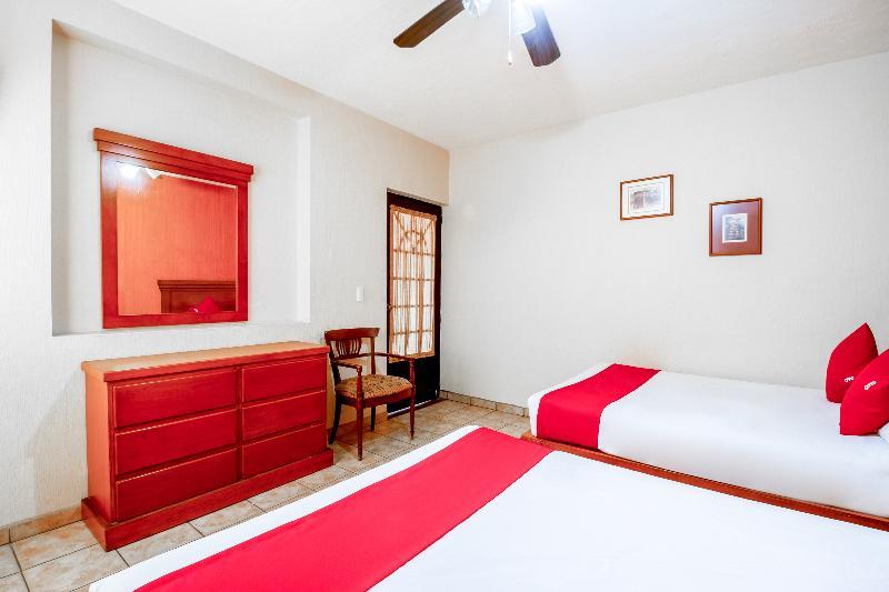 Oyo Hotel Posada Garibaldi Guadalajara Extérieur photo
