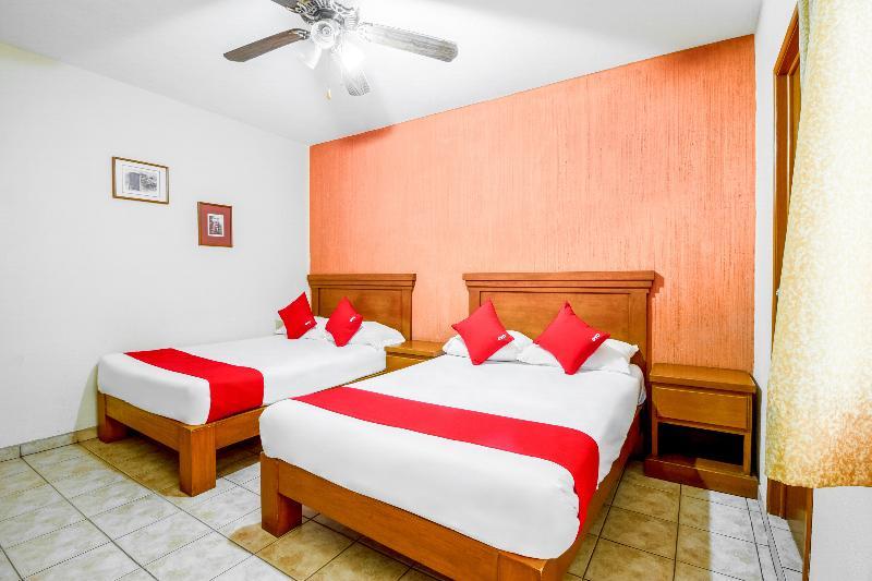 Oyo Hotel Posada Garibaldi Guadalajara Extérieur photo