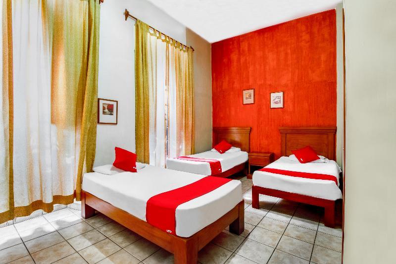 Oyo Hotel Posada Garibaldi Guadalajara Extérieur photo